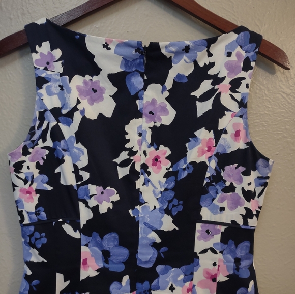 Lauren Ralph Lauren Blue Floral Watercolor Fit & Flare Pocket Dress - Size 6 - Picture 11 of 13